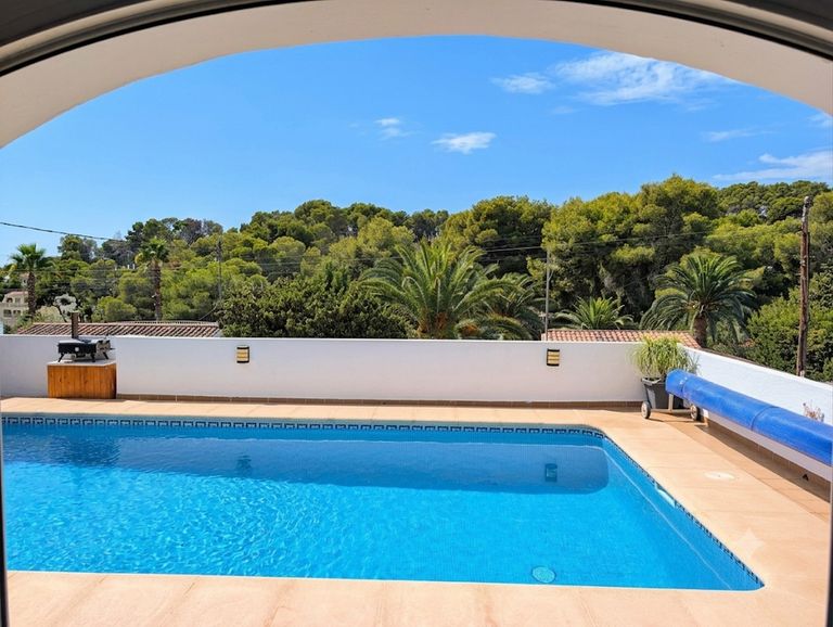 Property thumbnail 11