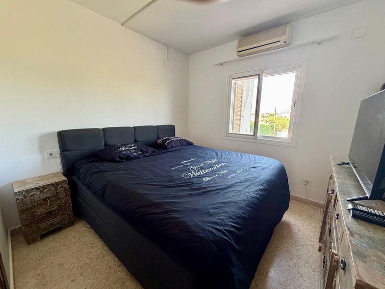 Property thumbnail 12