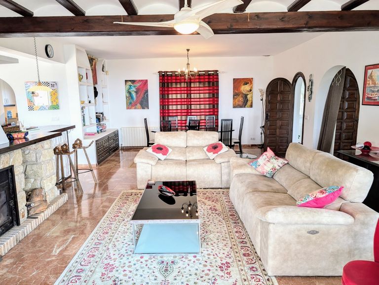 Property thumbnail 11