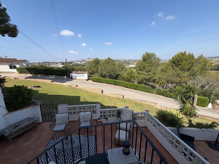 Property thumbnail 6