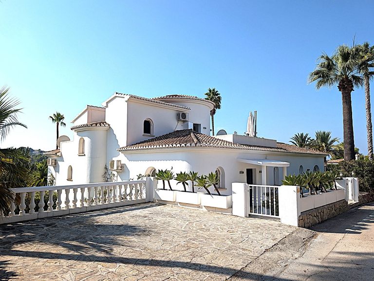 Property thumbnail 1