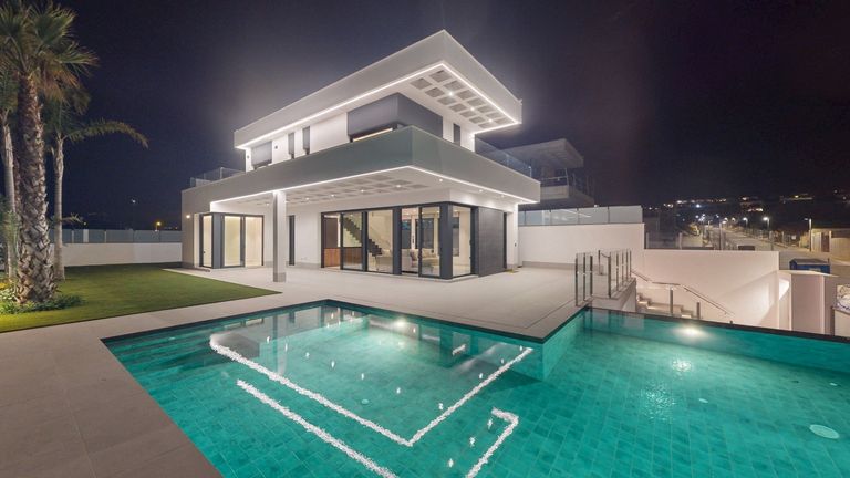 Property thumbnail 2
