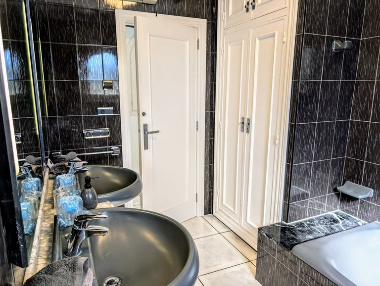 Property thumbnail 24