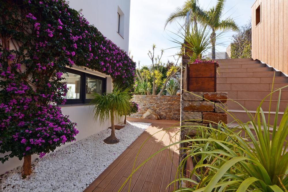 5 bedroom House / Villa in La Paloma, Costa del Sol - Property DC48