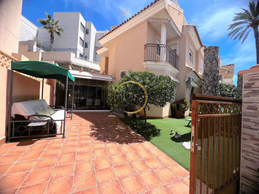 4 bedroom House / Villa in Puerto De Mazarron, Costa Cálida - Property FM1010