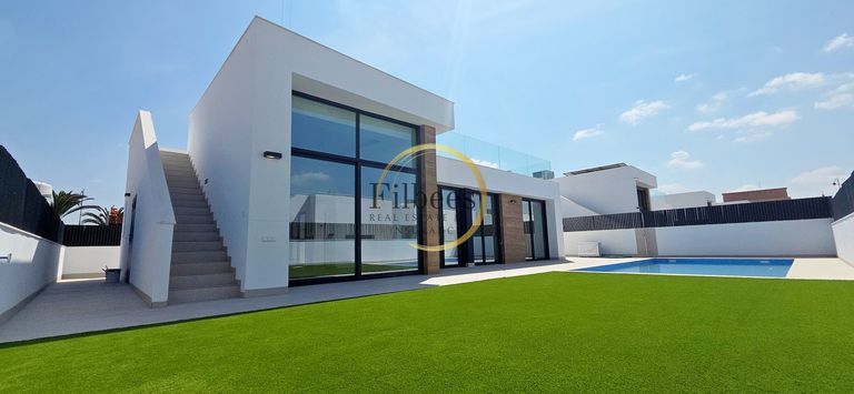 Property thumbnail 1