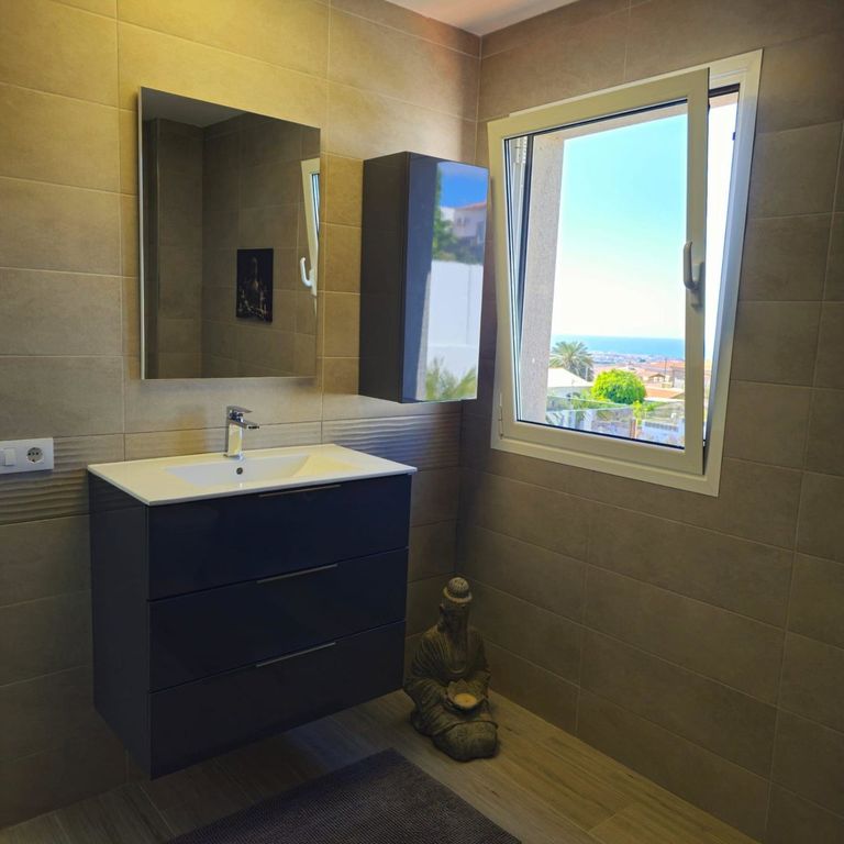 Property thumbnail 32