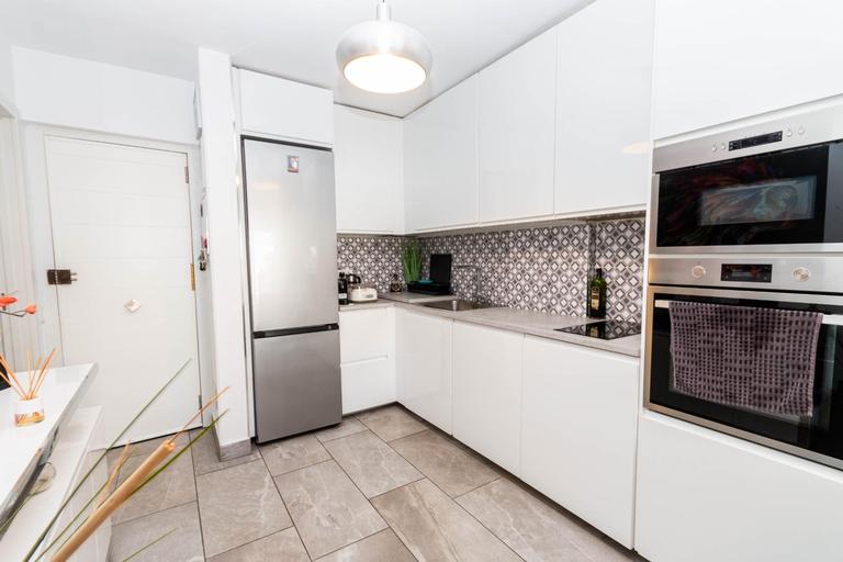 Property thumbnail 25