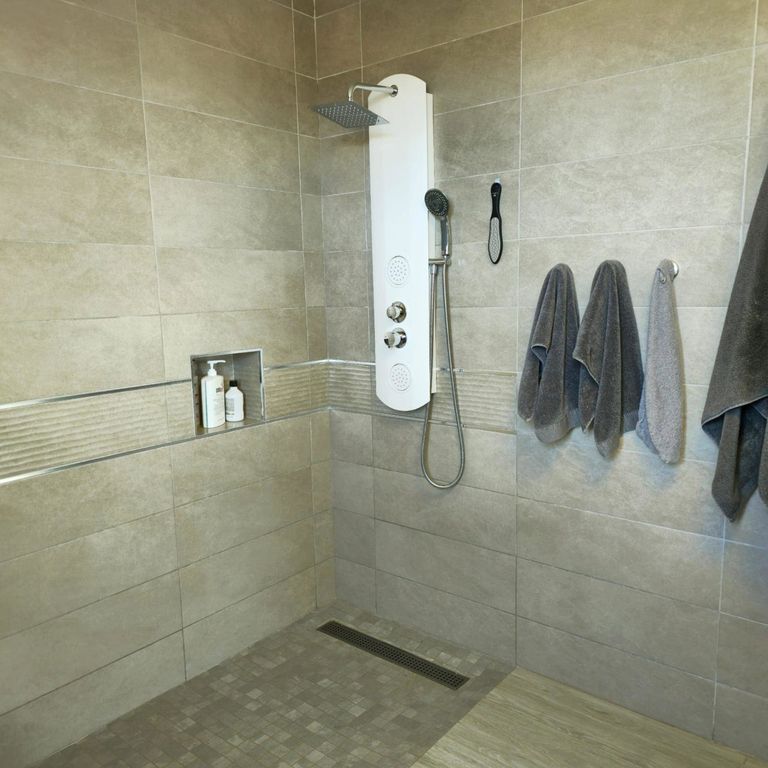 Property thumbnail 28