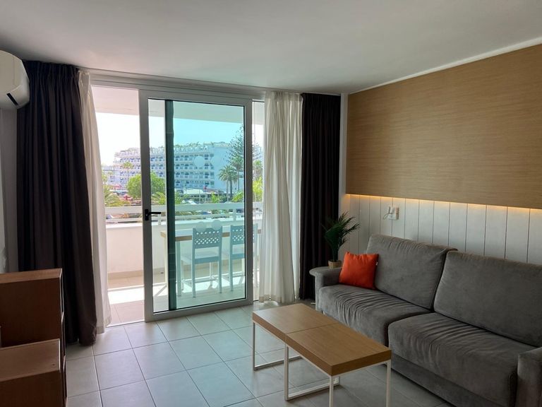 Property thumbnail 2