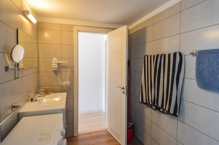 Property thumbnail 32