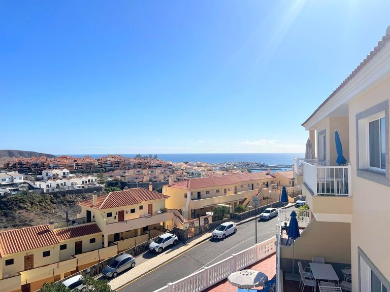 Property thumbnail 3