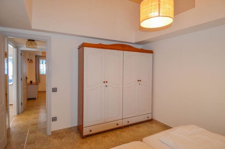 Property thumbnail 16
