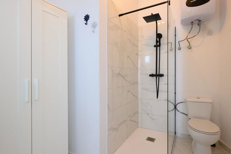 Property thumbnail 44