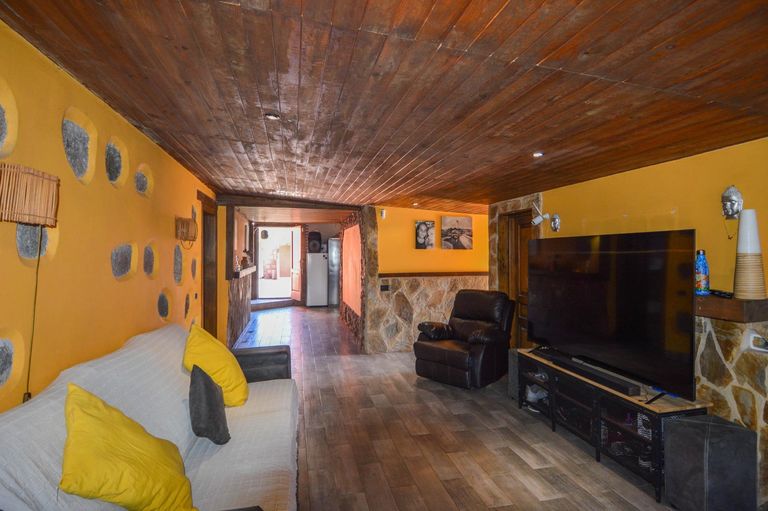 Property thumbnail 25