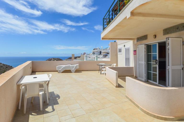 3 bedroom Apartment in Amadores, Gran Canaria - Property HGC0269
