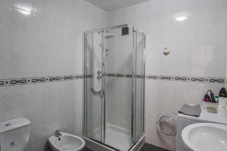 Property thumbnail 12