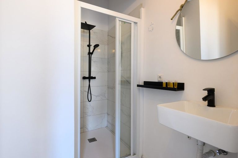 Property thumbnail 42