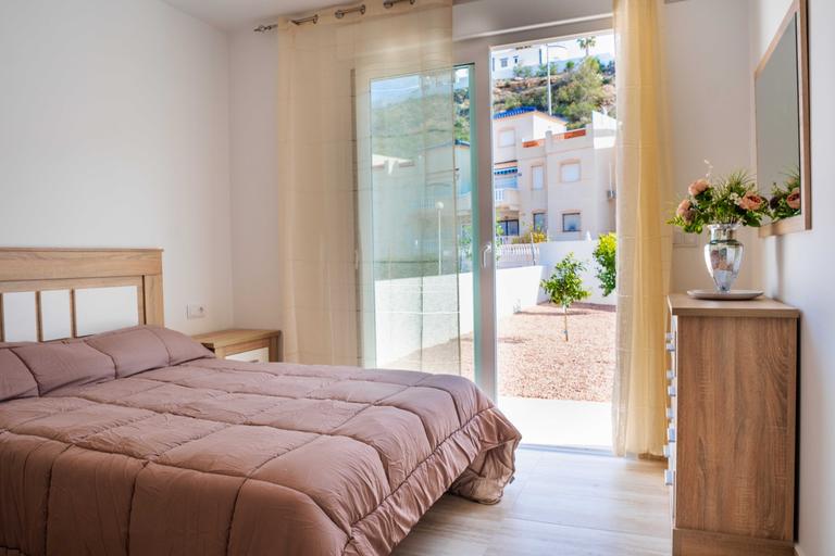 Property thumbnail 12