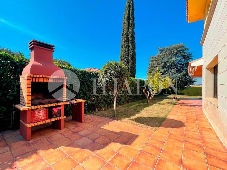 Property thumbnail 11