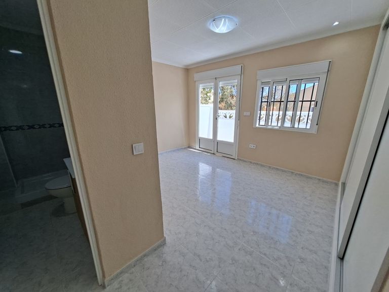 Property thumbnail 10