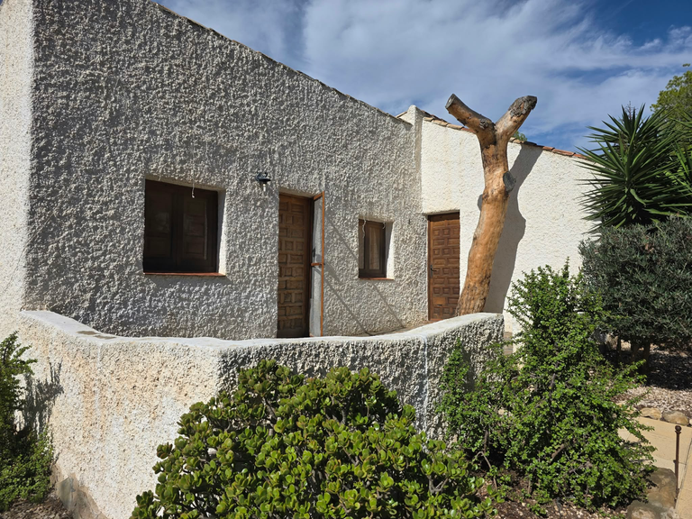 Property thumbnail 11