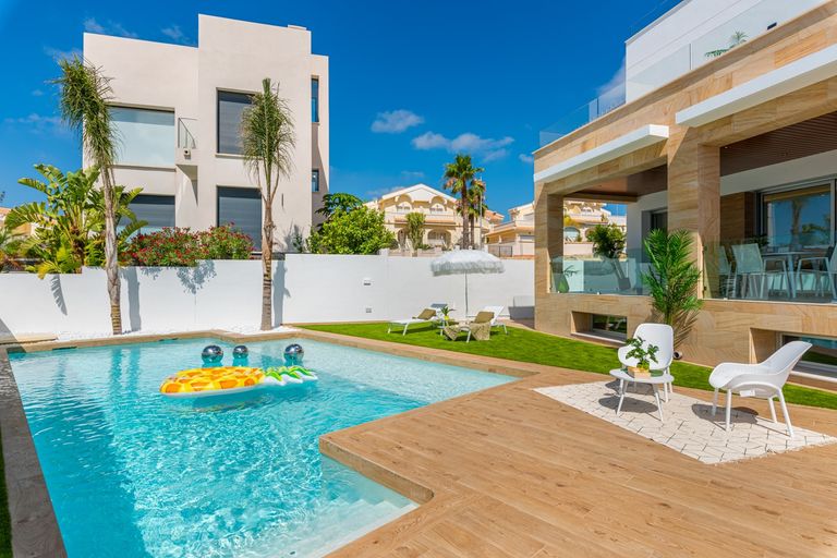 Property thumbnail 12