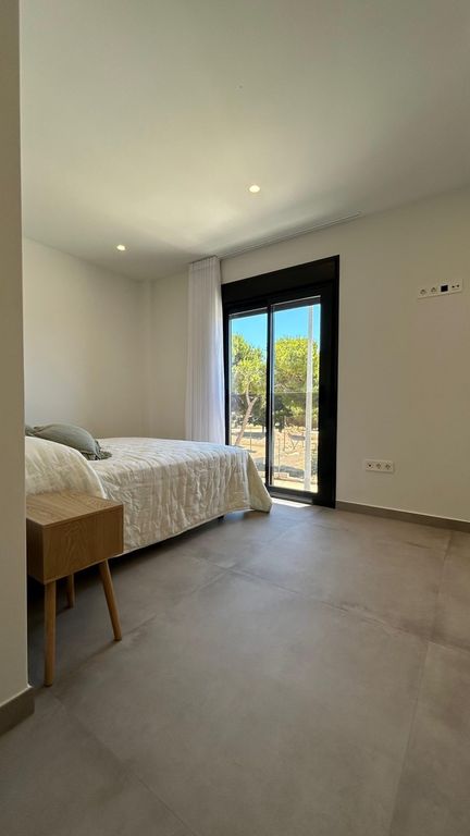 Property thumbnail 16