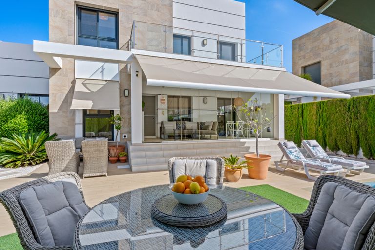 Property thumbnail 22