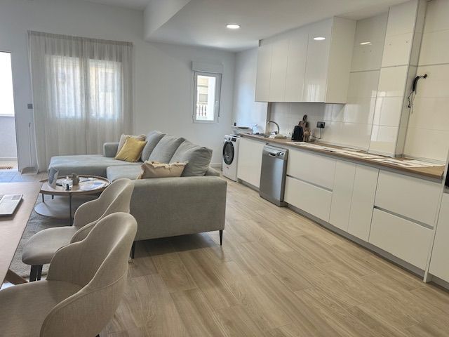 Property thumbnail 6