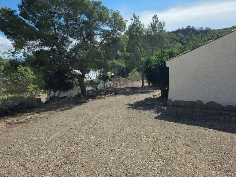 Property thumbnail 4