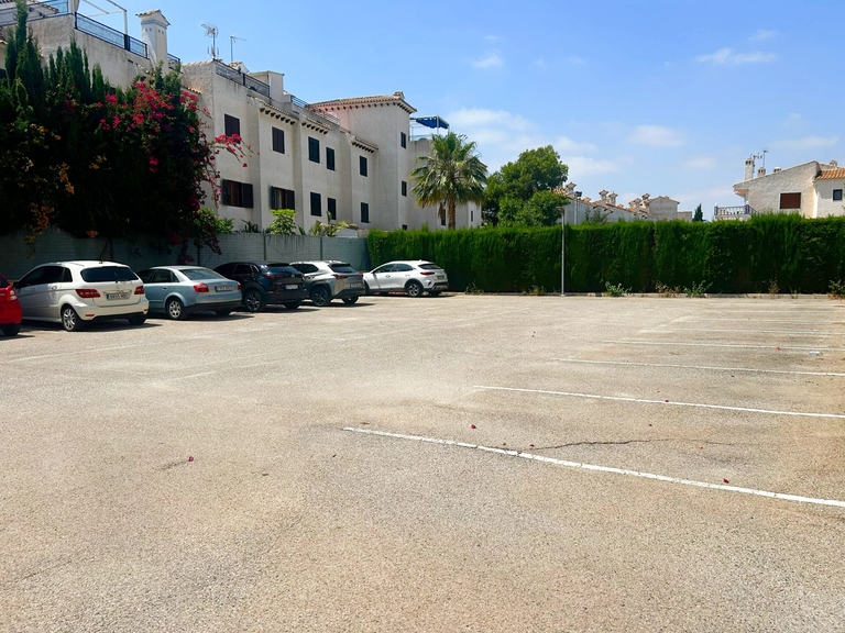 Property thumbnail 3