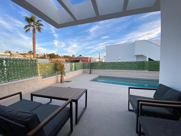 Property thumbnail 25