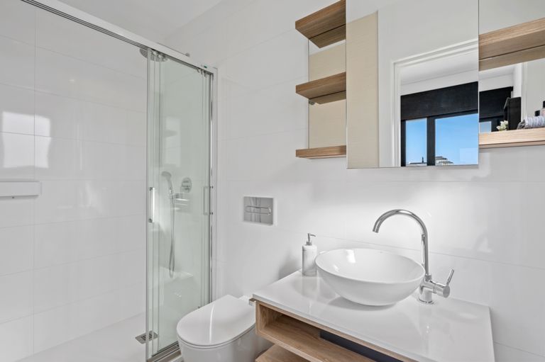 Property thumbnail 16