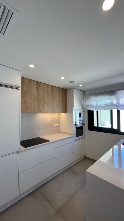 Property thumbnail 9