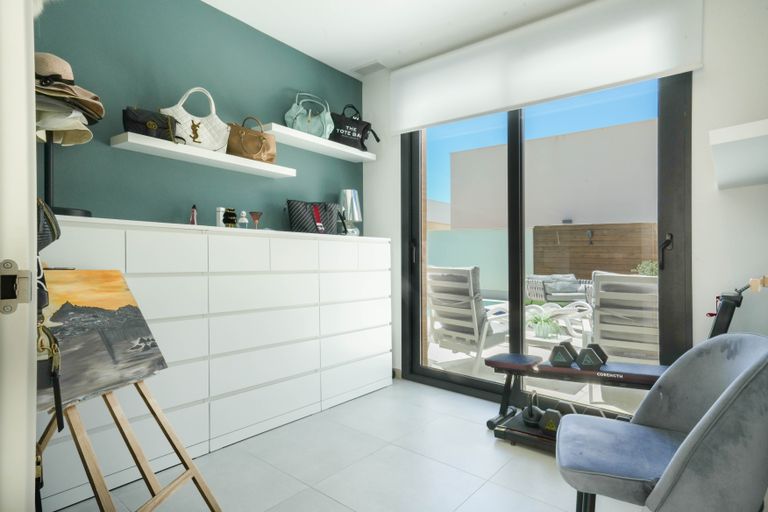 Property thumbnail 16