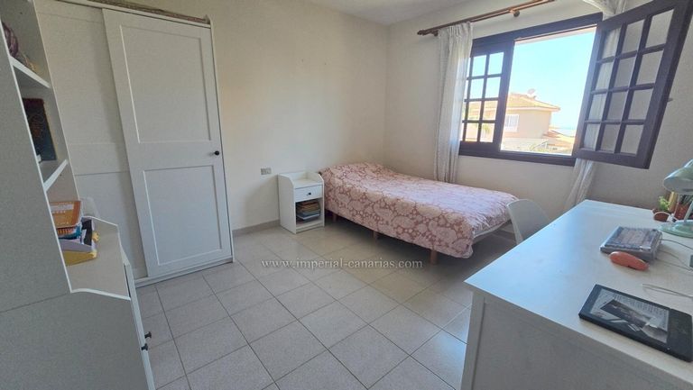 Property thumbnail 18
