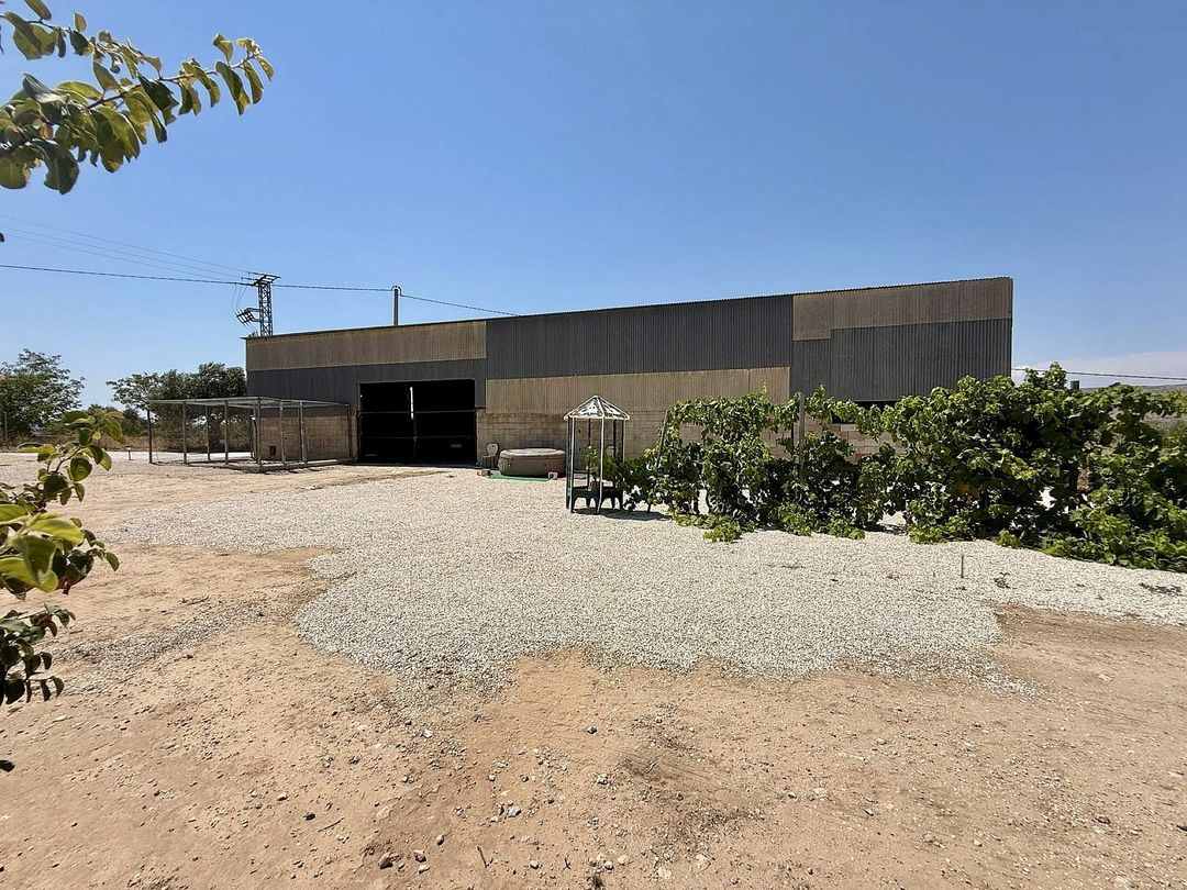 Property image 8