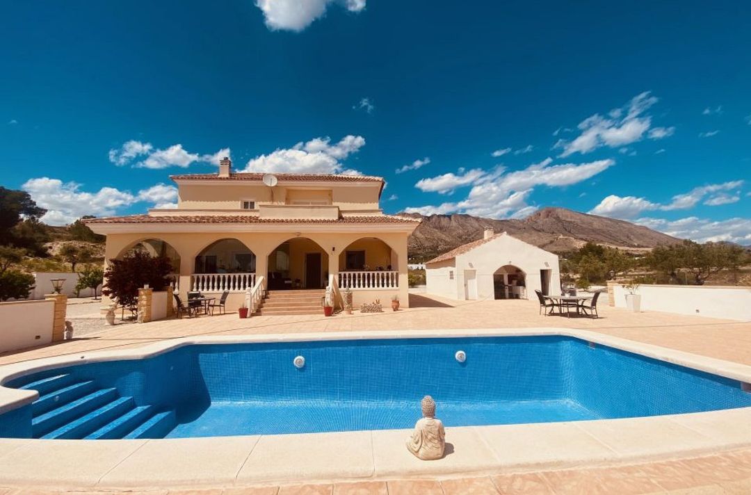 Property image 40