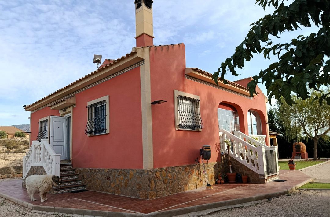 Property image 3