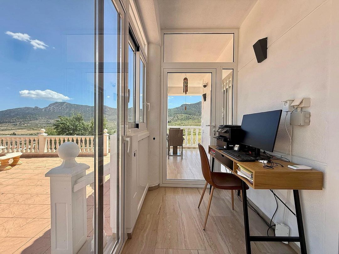 Property image 40