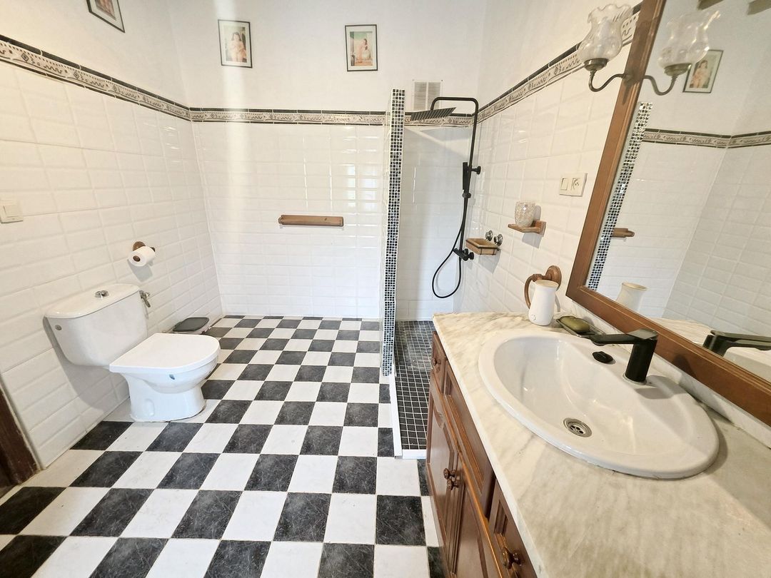Property image 36
