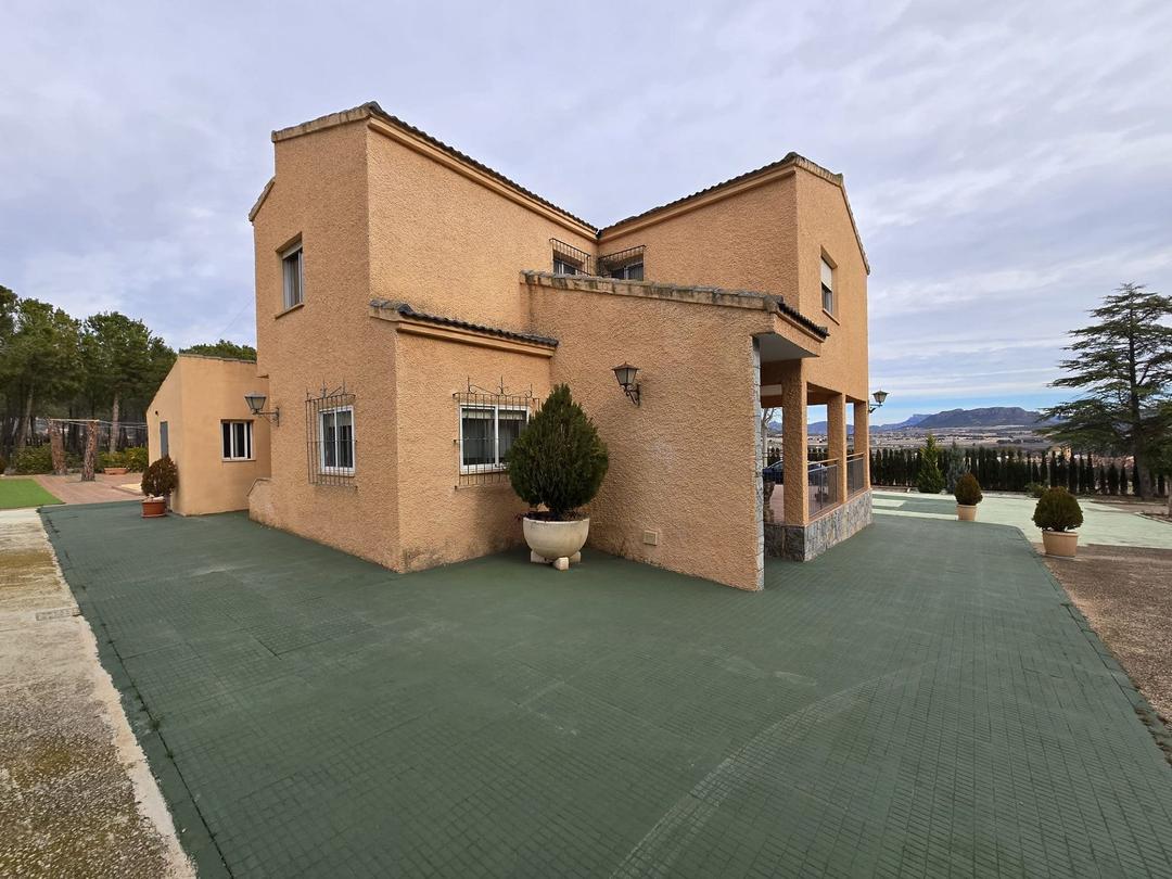 4 bedroom Finca / Rural house in Salinas, Costa Blanca - Property IV13855