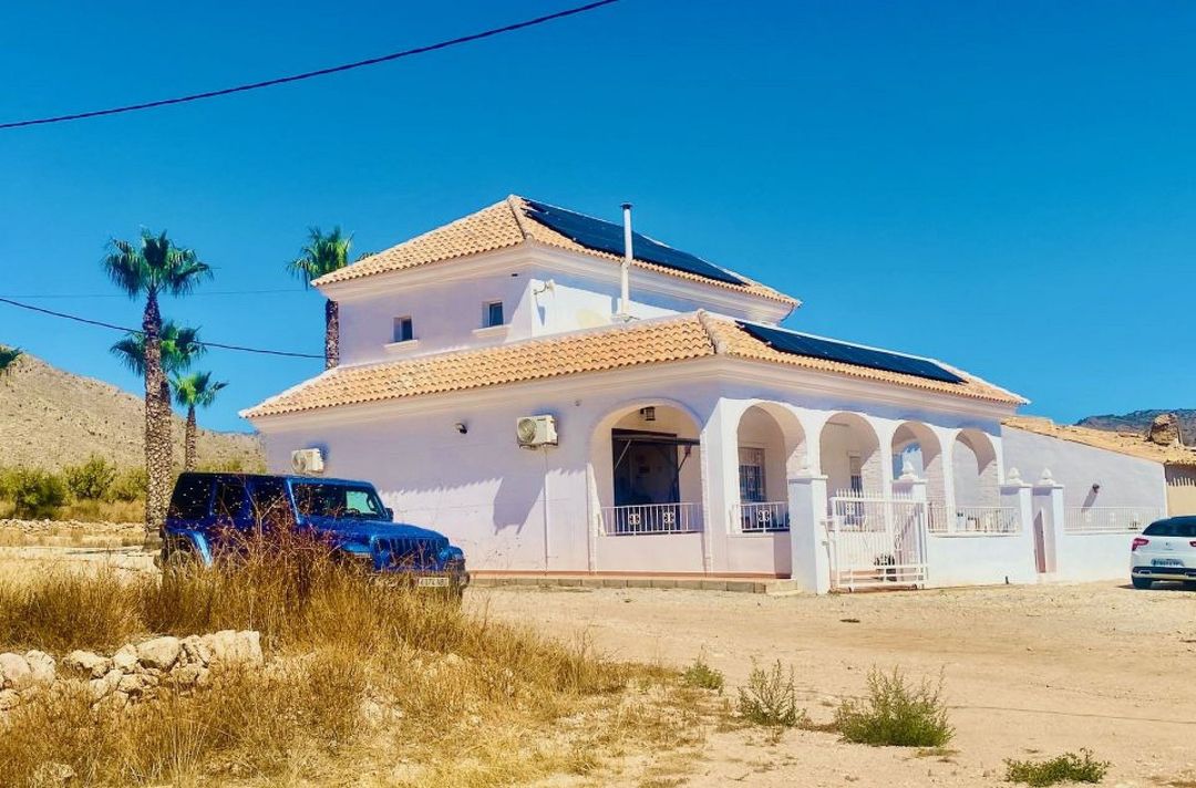 Property image 4
