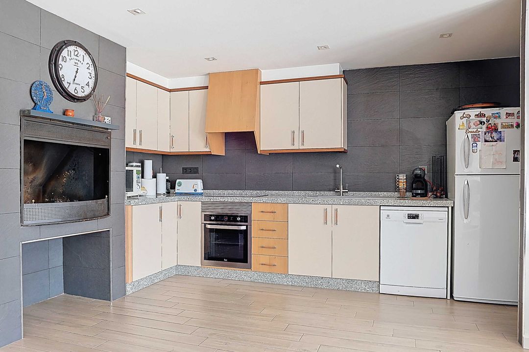 Property image 32