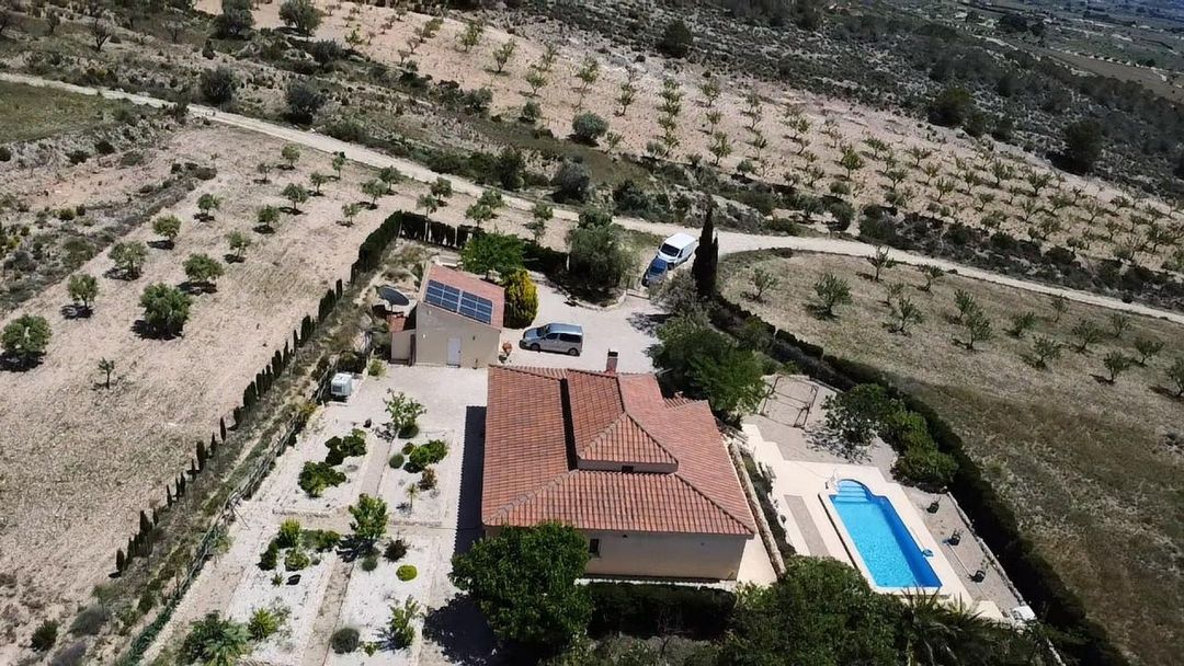 Property image 16