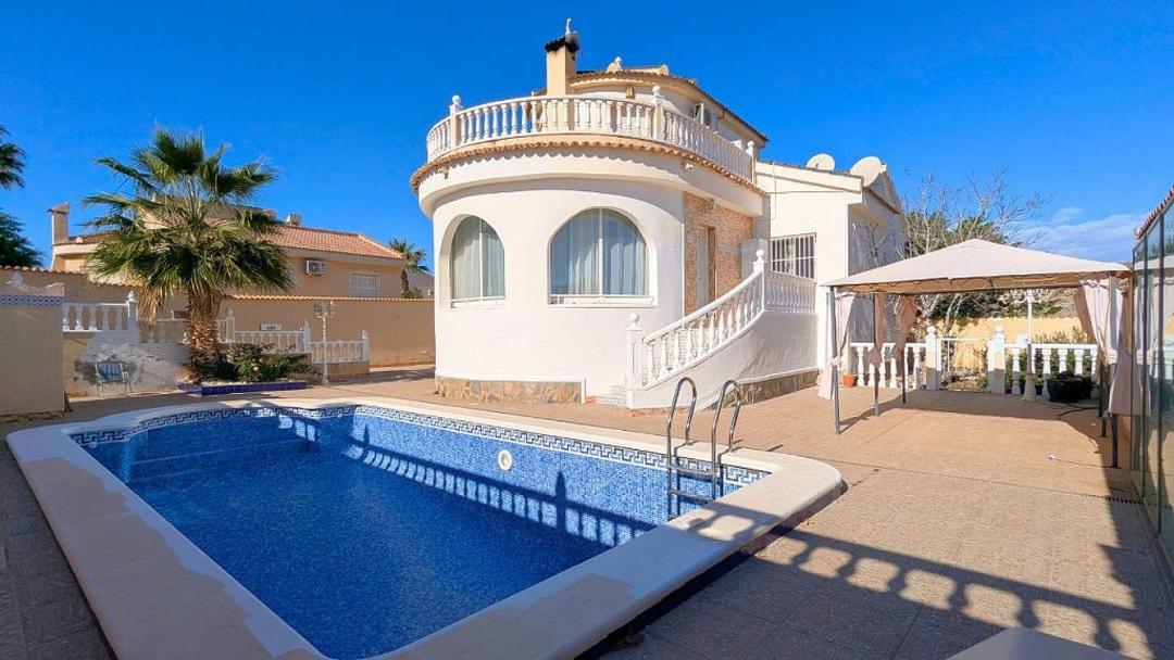 3 bedroom House / Villa in Cuidad Quesada, Costa Blanca - Property IV210128