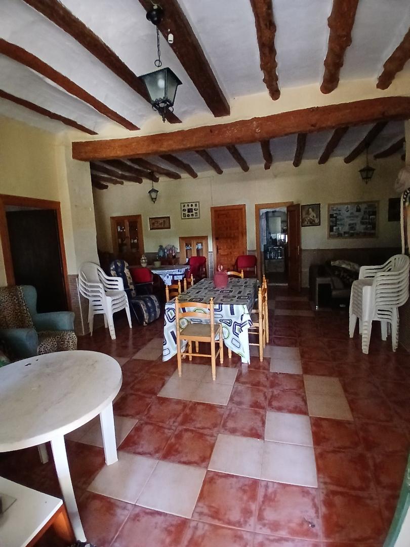 6 bedroom Finca / Rural house in Caudete, Costa Blanca - Property IV030