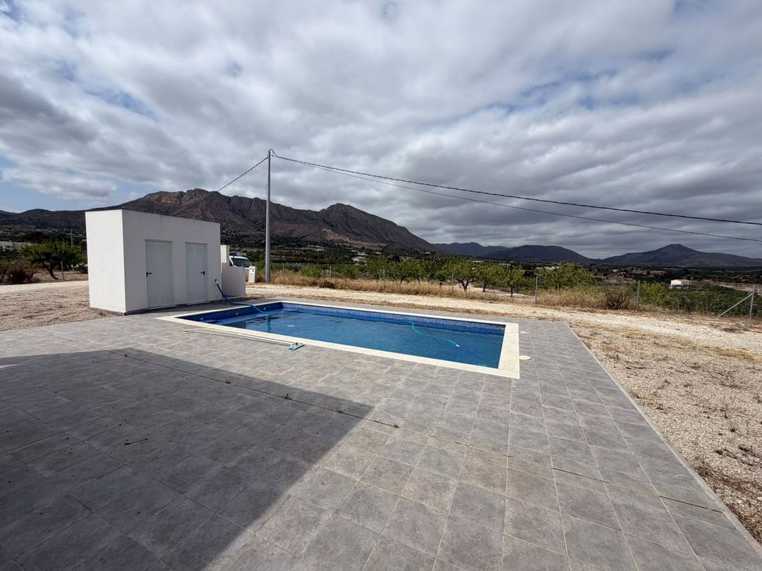 Property image 8