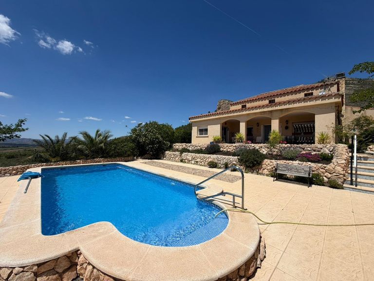 Property thumbnail 8